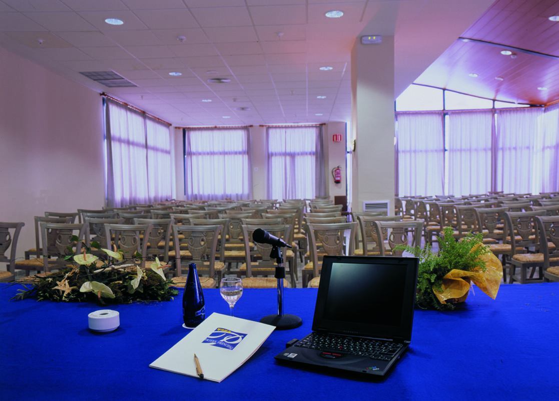 Hotel Rh Arena - Todo Incluido Гандия Экстерьер фото